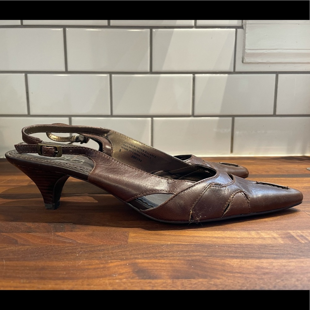 TriBeCa by Kenneth Cole Sling Back Heels